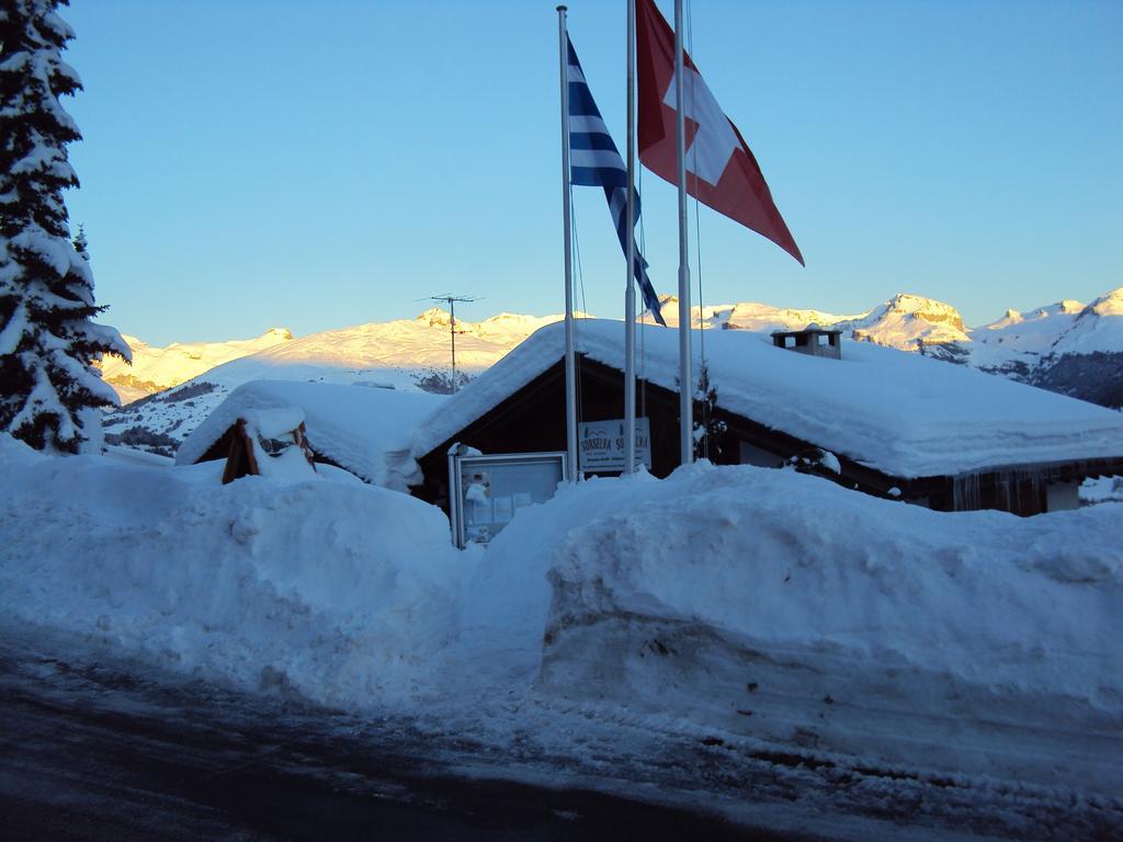 Hotel Surselva Surcuolm Exterior photo